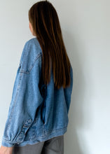 Load image into Gallery viewer, Vintage Blue Oversized Denim Jacket
