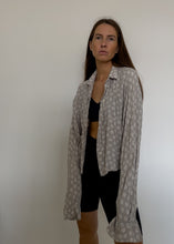 Load image into Gallery viewer, Vintage Grey Oversized Blouse
