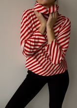 Load image into Gallery viewer, Vintage Red &amp; White Fleece Sweater
