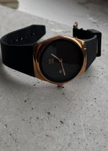 Load image into Gallery viewer, Black Water Resistant Elegant Watch
